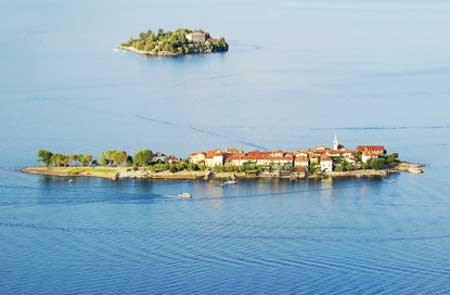 Isola dei Pescatori auf der Luft